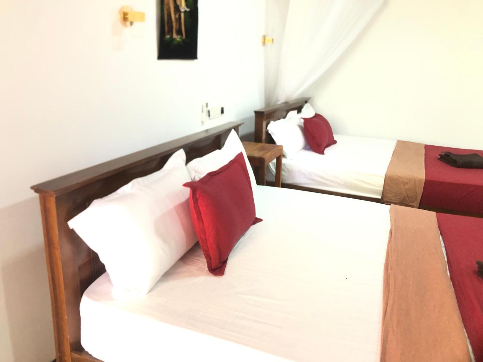Sigiriya Nature Villa Lodge エクステリア 写真